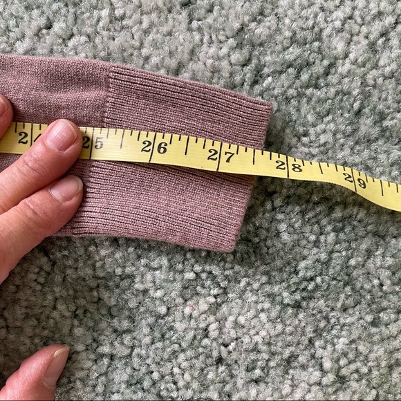 GAP Rosy Light Brownish Pink Sweater, Skinny Arms, Drop Shoulder, V-Neck, XS - Picture 9 of 10